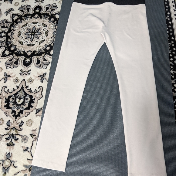 💰SOLD!!!💰BCBGMaxAzria Cream Mason Leggings - Picture 3 of 10
